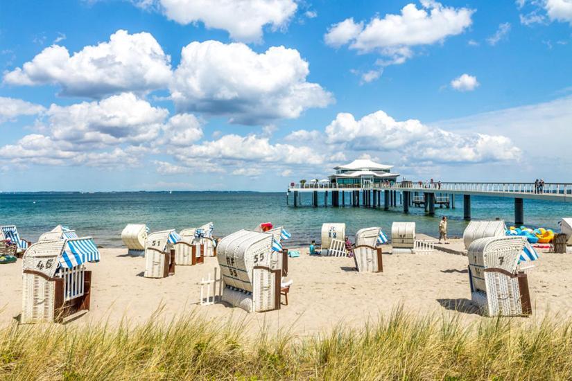 Gemuetliche Ferienresidenz Mit Meerblick Ueber Die Wundervolle Luebecker Bucht Timmendorfer Strand Exterior foto